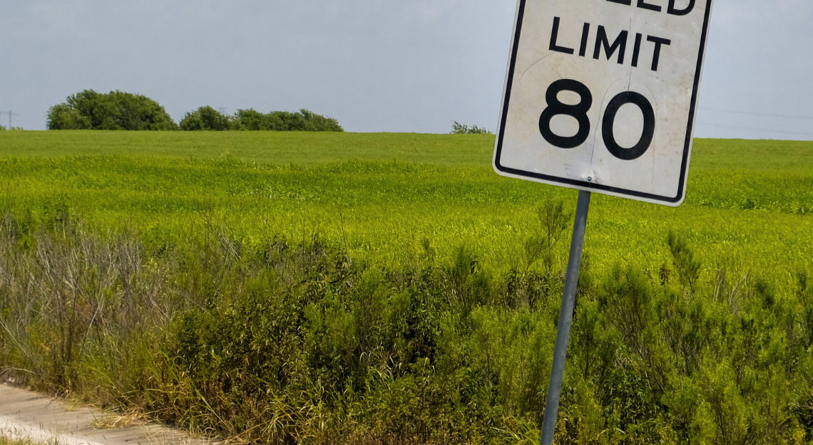 speed limit sign in texas